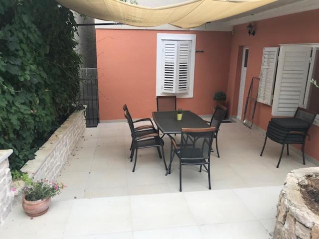 Apartment Bruno Sibenik Exterior photo