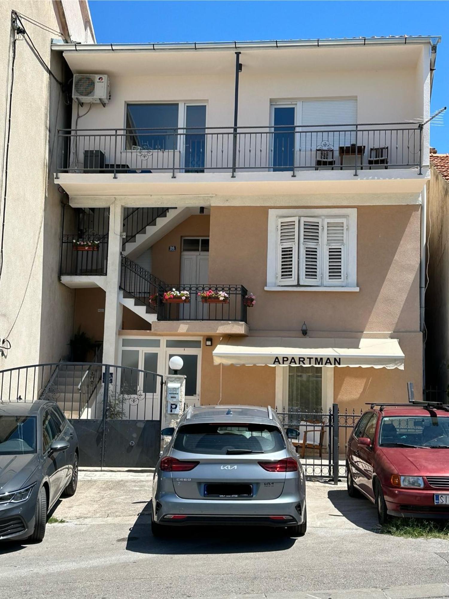 Apartment Bruno Sibenik Exterior photo