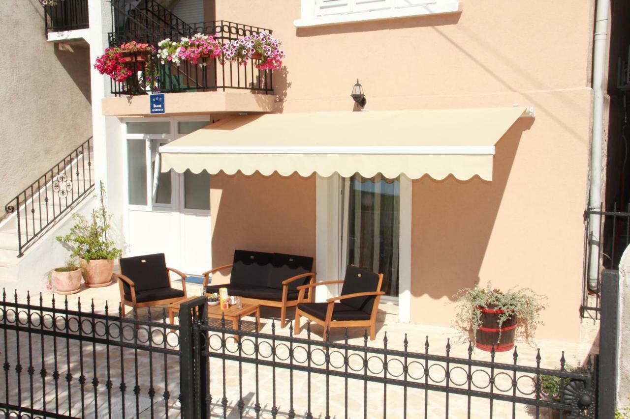 Apartment Bruno Sibenik Exterior photo