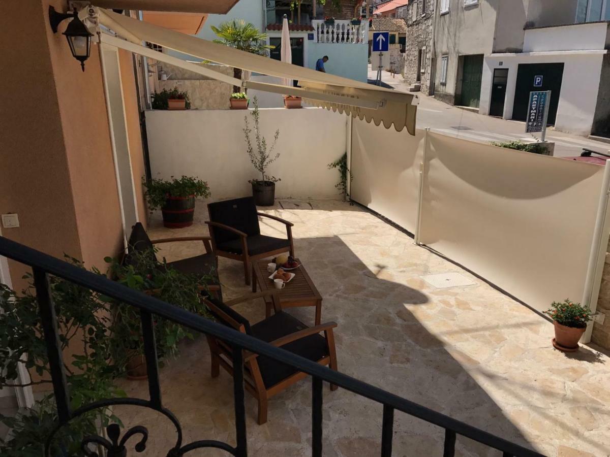Apartment Bruno Sibenik Exterior photo